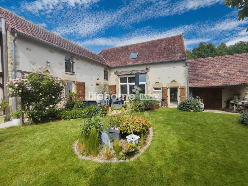 Maison ancienne - 165 m² - 6 pièces