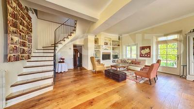 Maison - 170 m² - 6 pièces