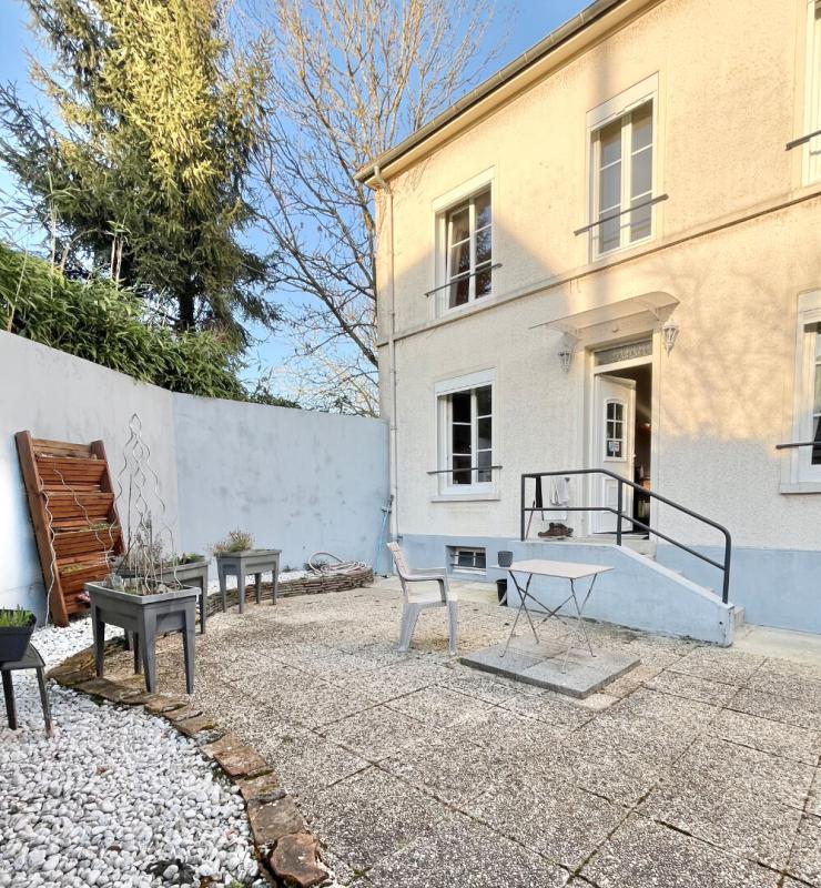 Maison - 128 m² - 7 pièces