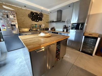 Maison - 92 m² - 3 pièces