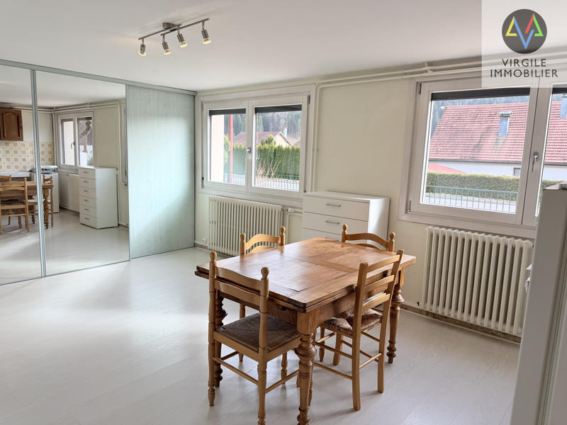 Maison - 161 m² - 8 pièces