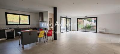 Maison d'architecte - 202 m² - 6 pièces