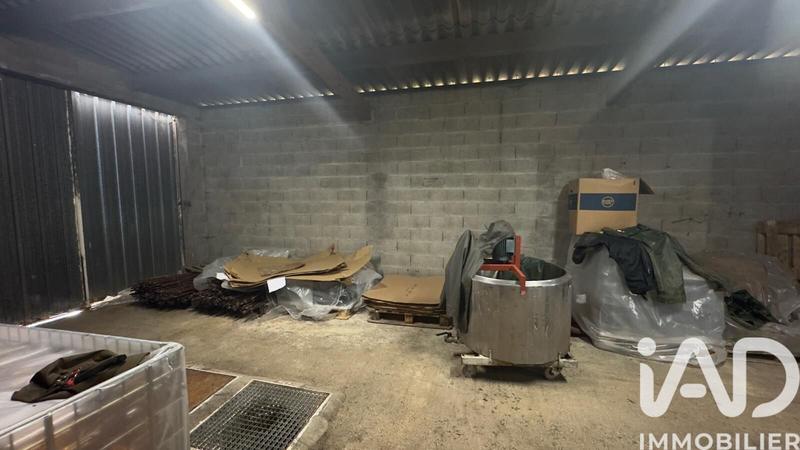 Ferme - 679 m² - 5 pièces