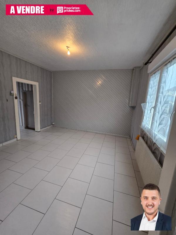 Maison - 111 m² - 7 pièces