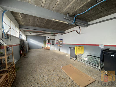 Local commercial - 218 m²