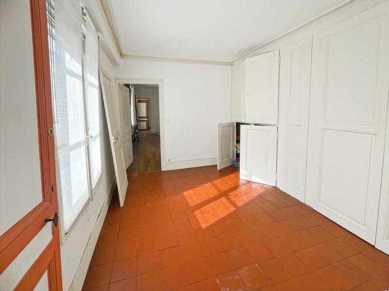 Appartement - 165 m² - 8 pièces