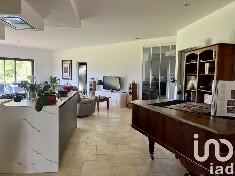 Maison - 151 m² - 6 pièces