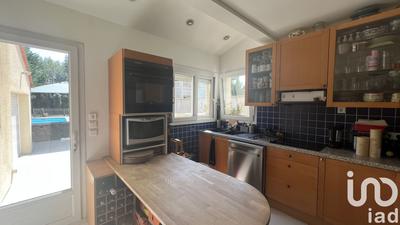 Maison - 182 m² - 8 pièces