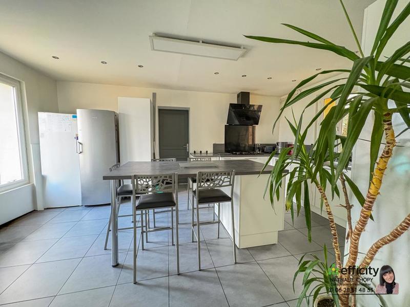 Maison - 154 m² - 6 pièces