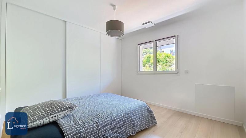 Maison - 304 m² - 8 pièces