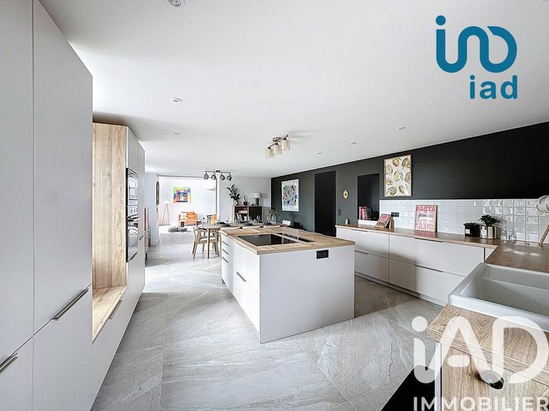 Maison - 195 m² - 5 pièces