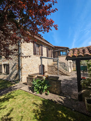 Maison de village - 110 m² - 4 pièces