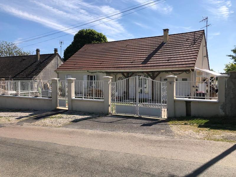 Maison - 97 m² - 5 pièces