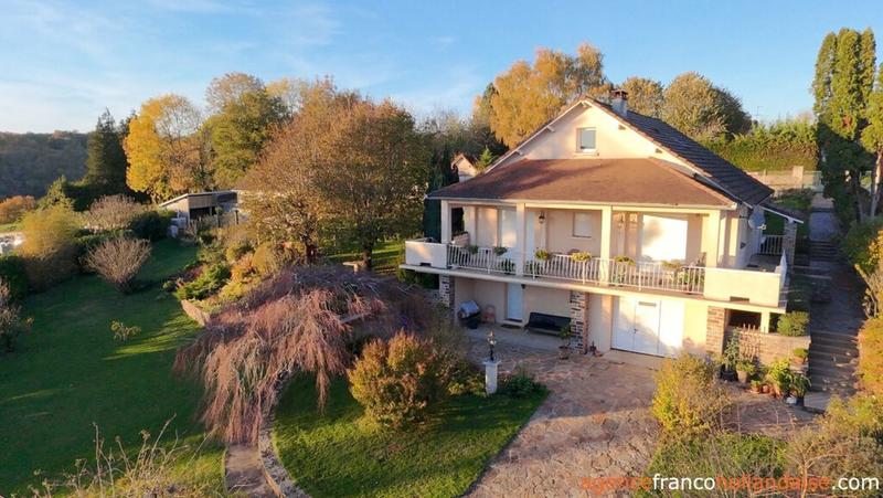 Maison - 146 m² - 7 pièces