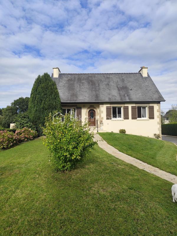 Maison - 100 m² - 5 pièces