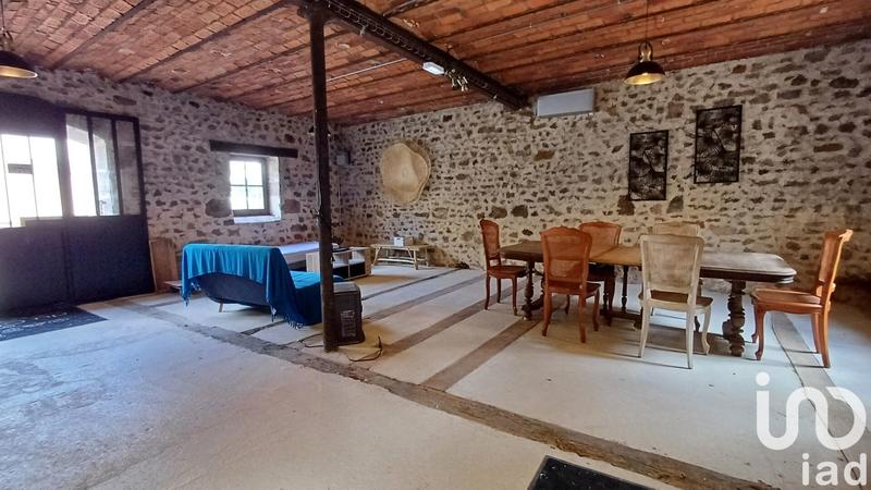 Maison - 250 m² - 8 pièces