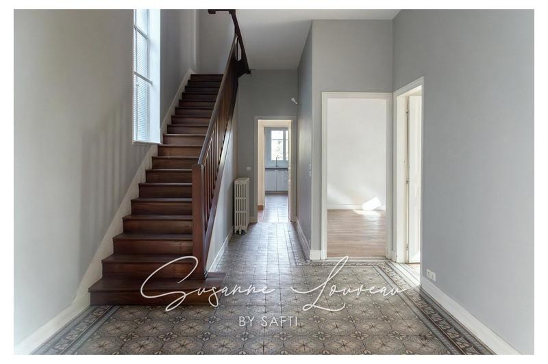 Villa - 241 m² - 8 pièces