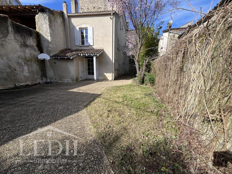 Maison de ville - 236 m² - 6 pièces