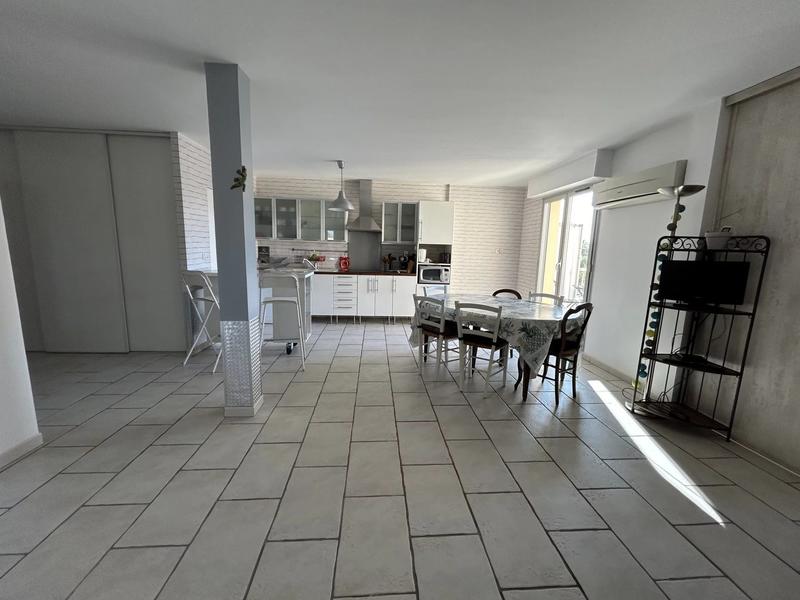 Appartement - 88 m² - 3 pièces