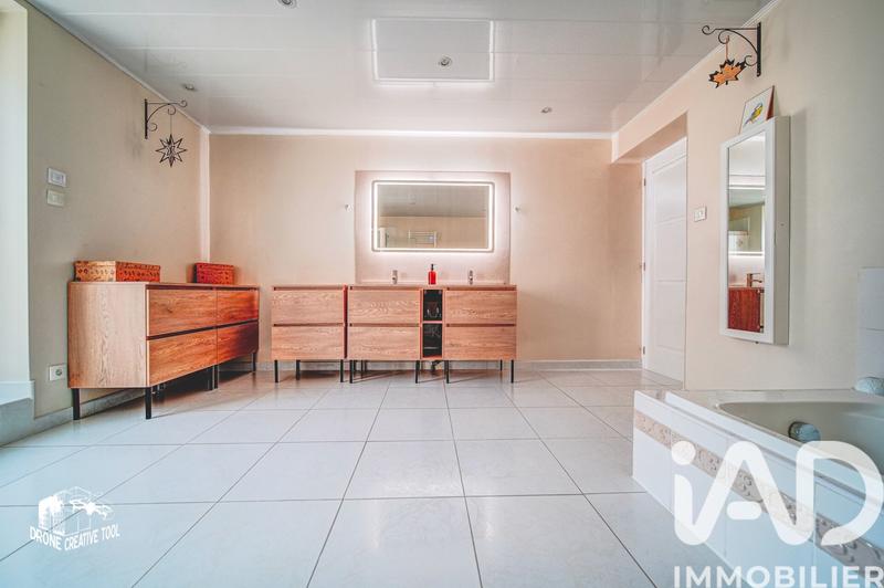 Maison de village - 219 m² - 5 pièces