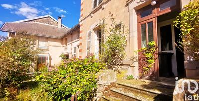 Maison - 470 m² - 20 pièces