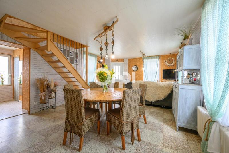 Maison - 102 m² - 4 pièces