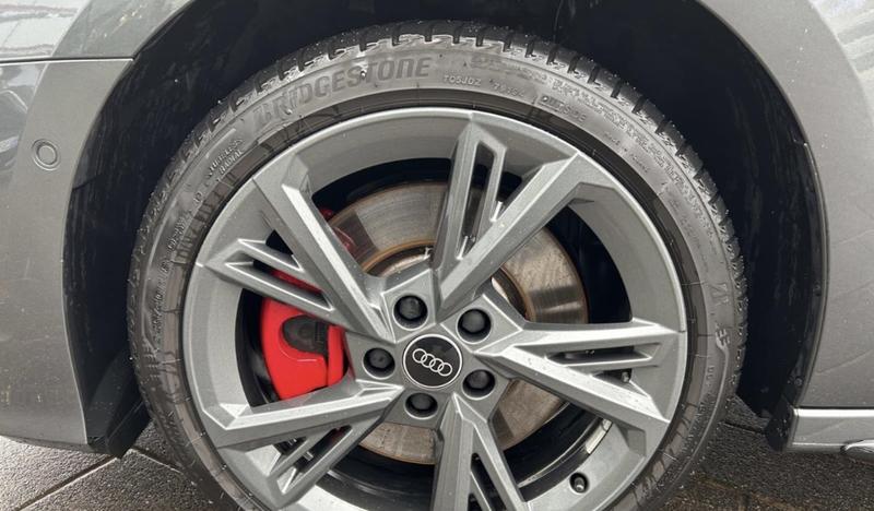 Audi A3 sportback 45 TFSIe 245 s-Line Hybride Rechargeable / B&amp;O Regulateur de Distance Janntes 18