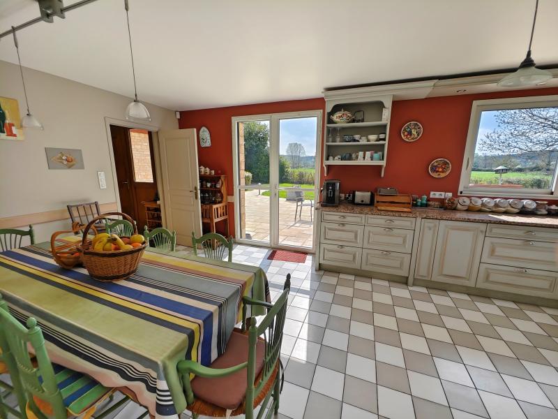 Maison - 332 m² - 9 pièces