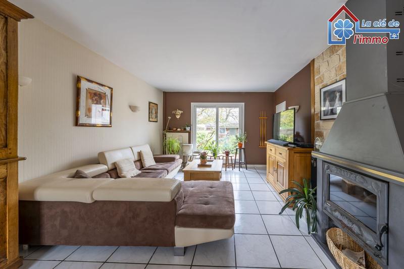 Maison traditionnelle - 120 m² - 7 pièces