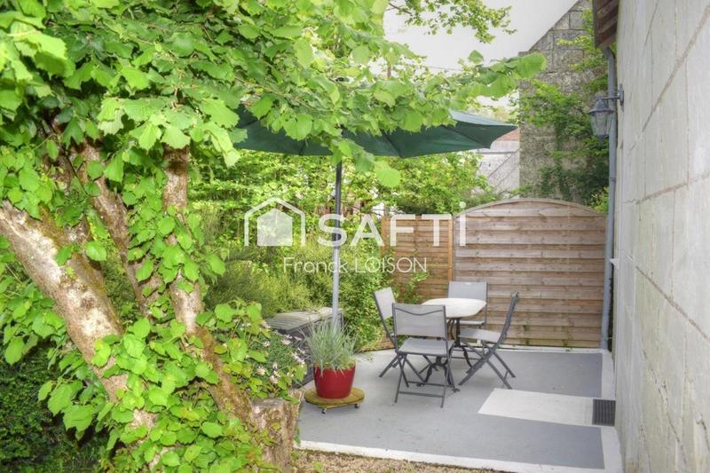 Maison - 225 m² - 8 pièces