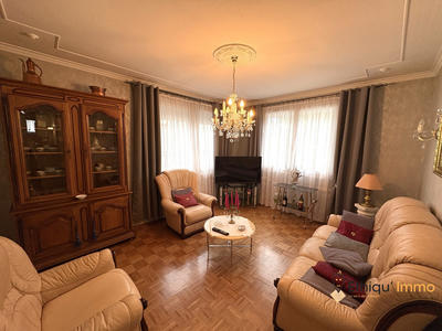 Maison - 136 m² - 4 pièces