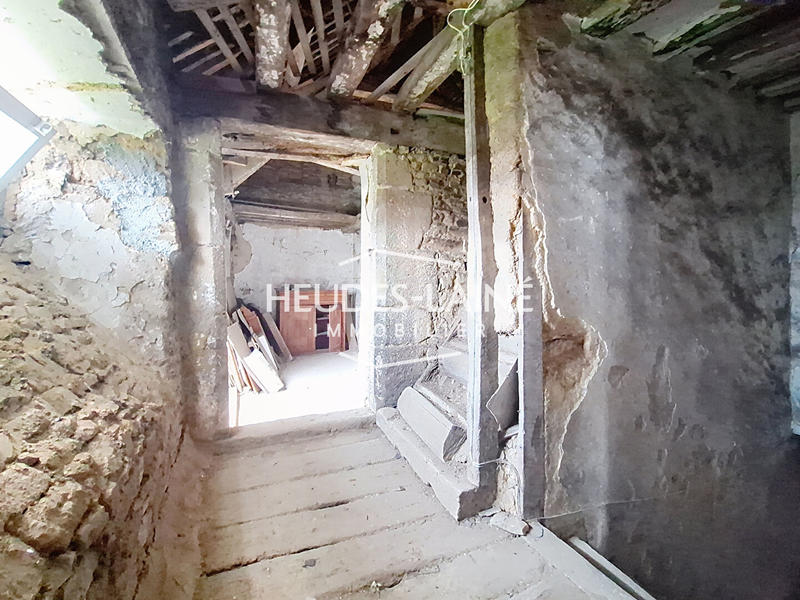 Maison - 220 m² - 6 pièces