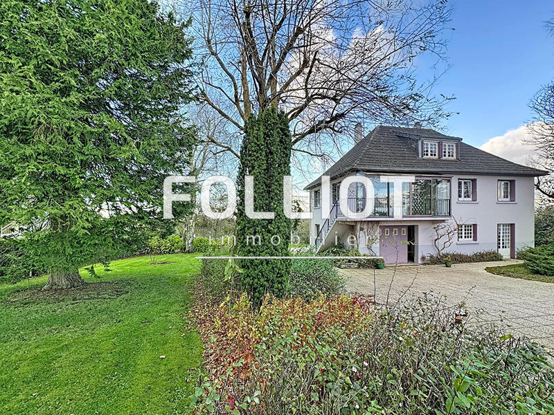 Maison - 108 m² - 5 pièces