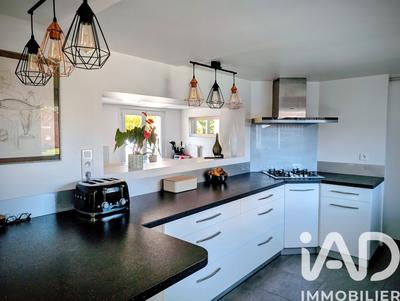 Maison - 182 m² - 6 pièces