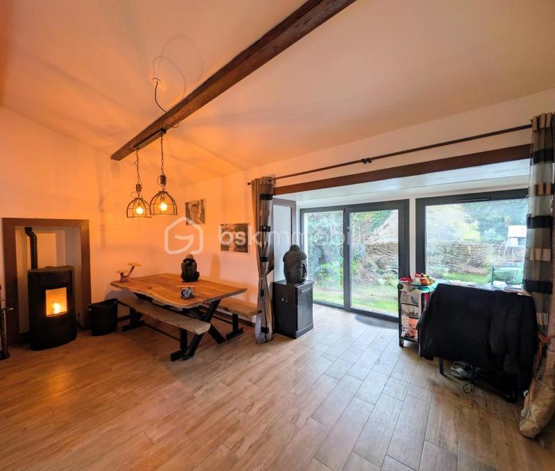 Maison - 100 m² - 5 pièces