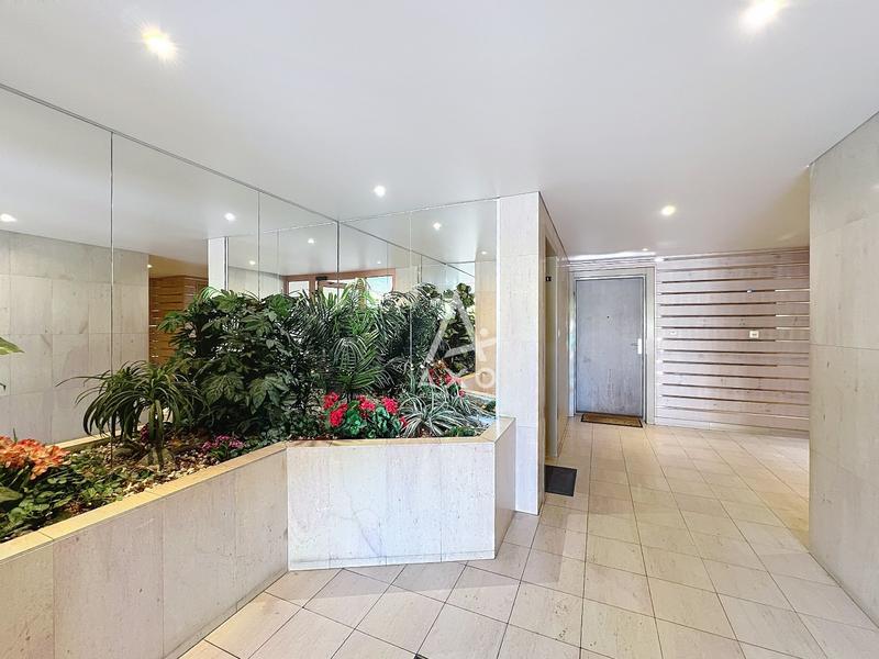 Appartement - 122 m² - 5 pièces