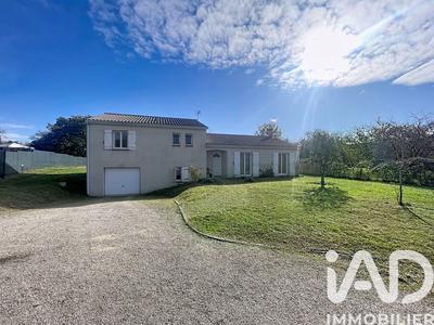 Maison - 120 m² - 4 pièces