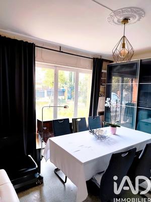 Maison de ville - 93 m² - 5 pièces