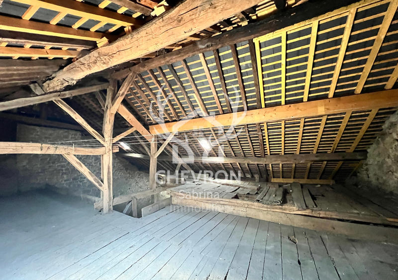 Maison - 180 m² - 8 pièces