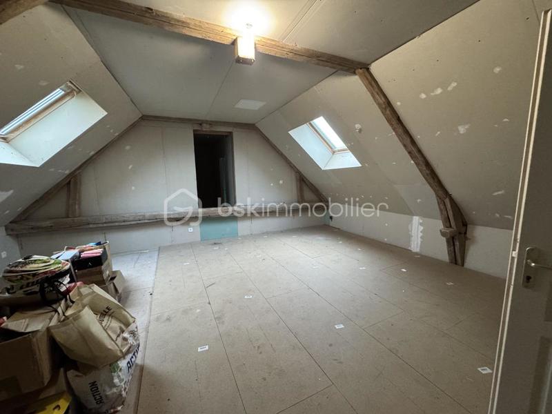 Maison - 230 m² - 11 pièces