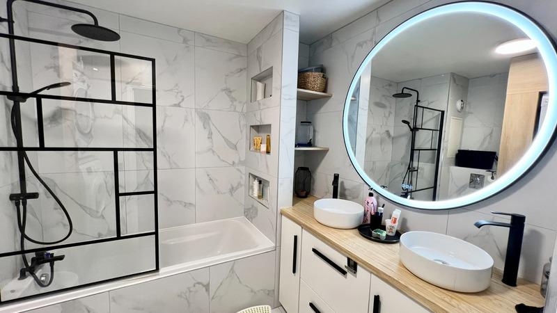 Appartement - 102 m² - 5 pièces