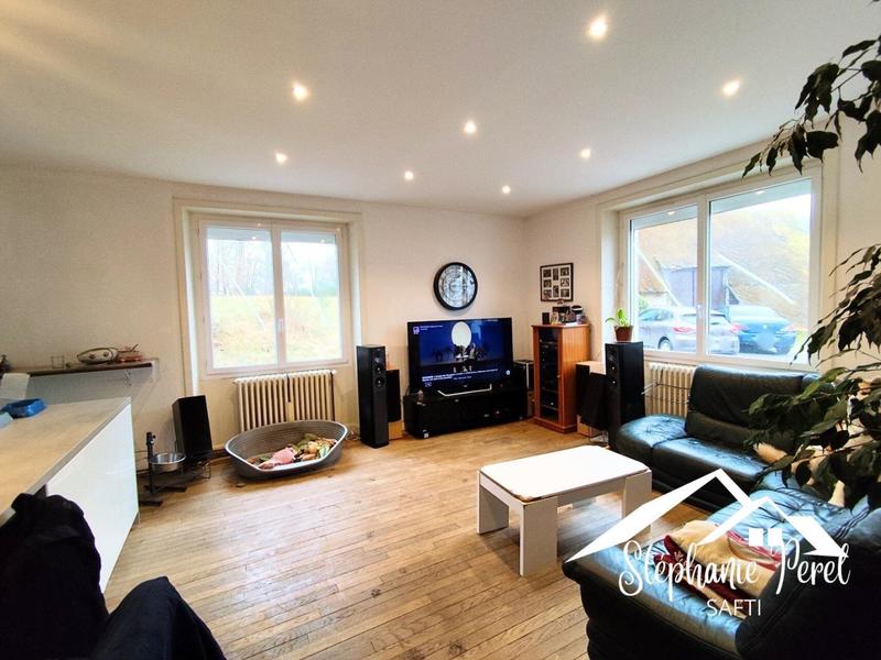 Maison - 220 m² - 10 pièces