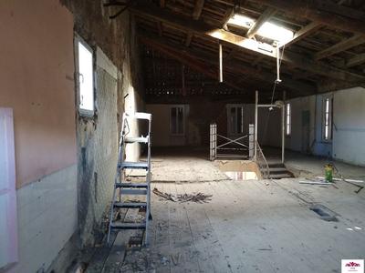 Immeuble - 370 m² - 1 pièce