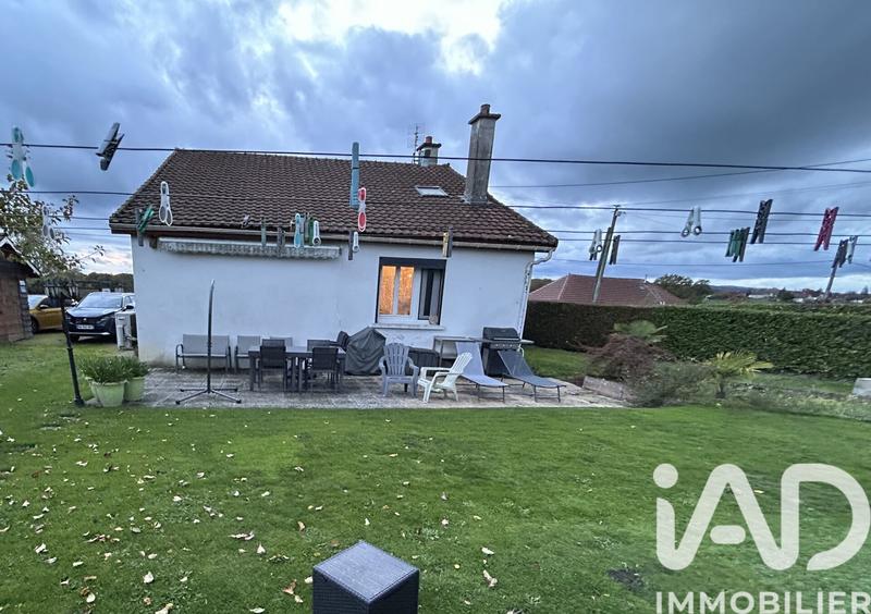 Maison - 90 m² - 4 pièces