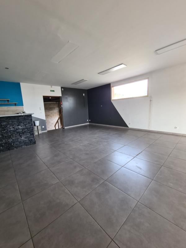 Local commercial - 110 m²