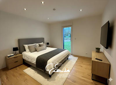 Maison - 151 m² - 7 pièces