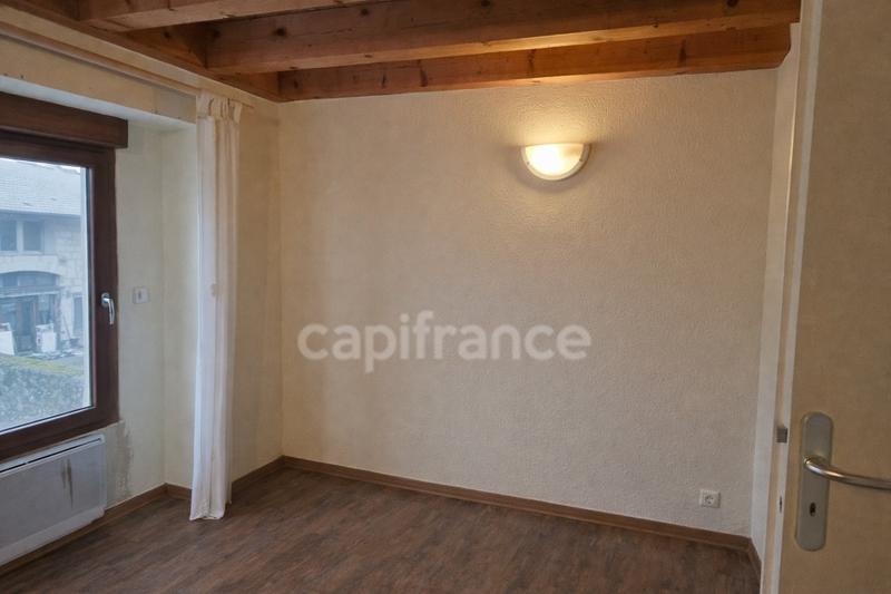 Maison - 340 m² - 16 pièces