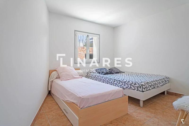 Maison - 225 m² - 6 pièces