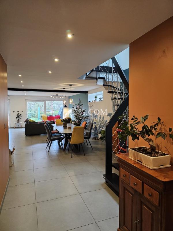 Maison - 170 m² - 5 pièces