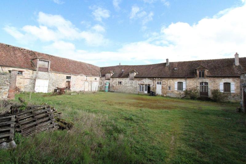 Ferme - 913 m² - 10 pièces